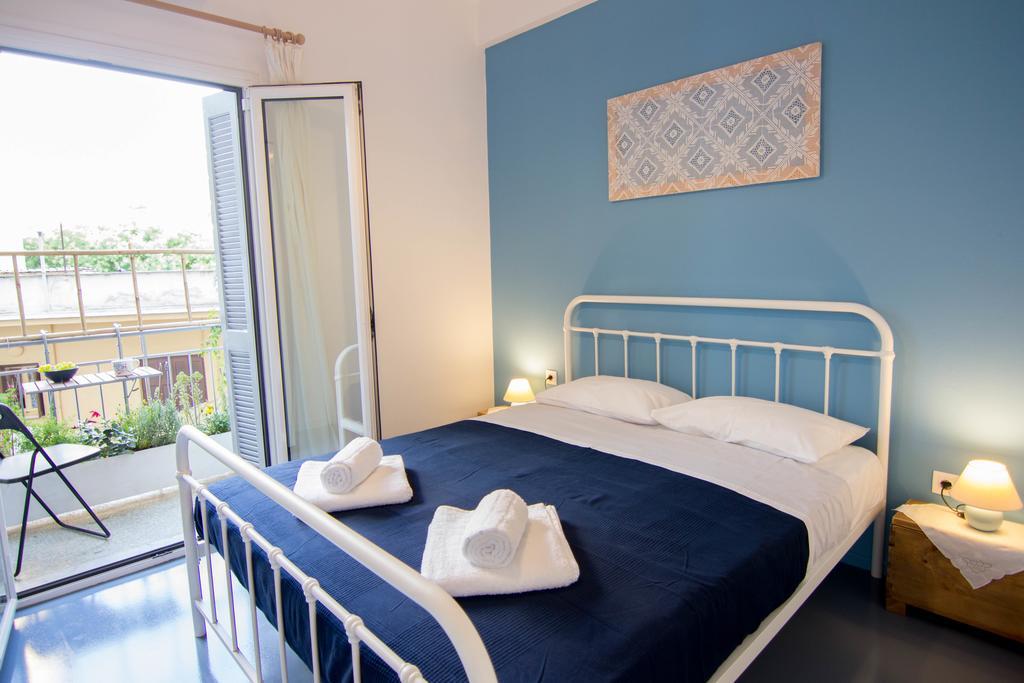 Athenian Blue - Family Apt 5' Minutes From Acropolis Museum Buitenkant foto