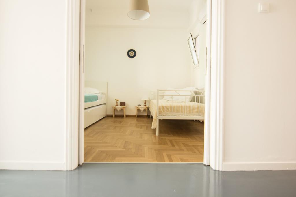 Athenian Blue - Family Apt 5' Minutes From Acropolis Museum Buitenkant foto