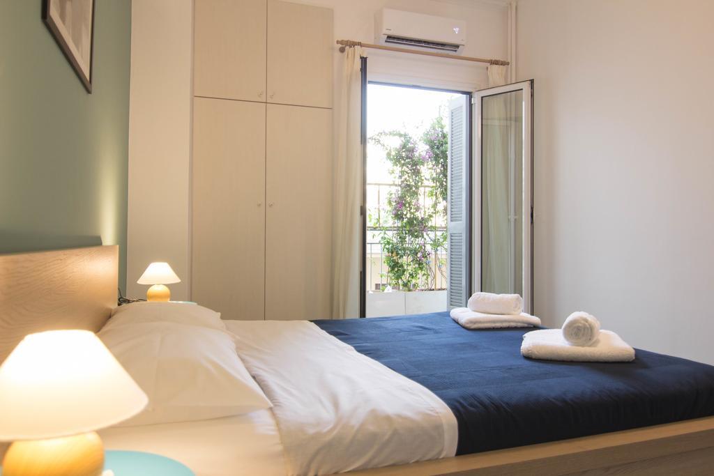 Athenian Blue - Family Apt 5' Minutes From Acropolis Museum Buitenkant foto
